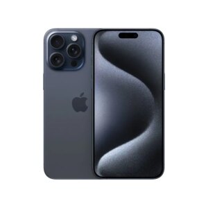 Un iPhone 15 Pro Max di colore titanio blu è appoggiato su una superficie chiara, mostrando il suo design elegante e moderno, con la fotocamera e il logo Apple ben visibili.