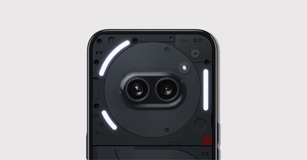 Nothing Phone 2 vs Nothing Phone 1: cosa cambia?