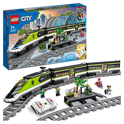 LEGO City Treno Passeggeri Espresso, Locomotiva Giocattolo Telecomandata con Luci Dimmerabili, Banchina, 6 Minifigure e Binari, Giochi per Bambini, Bambine, Ragazzi e Ragazze, Idee Regalo 60337