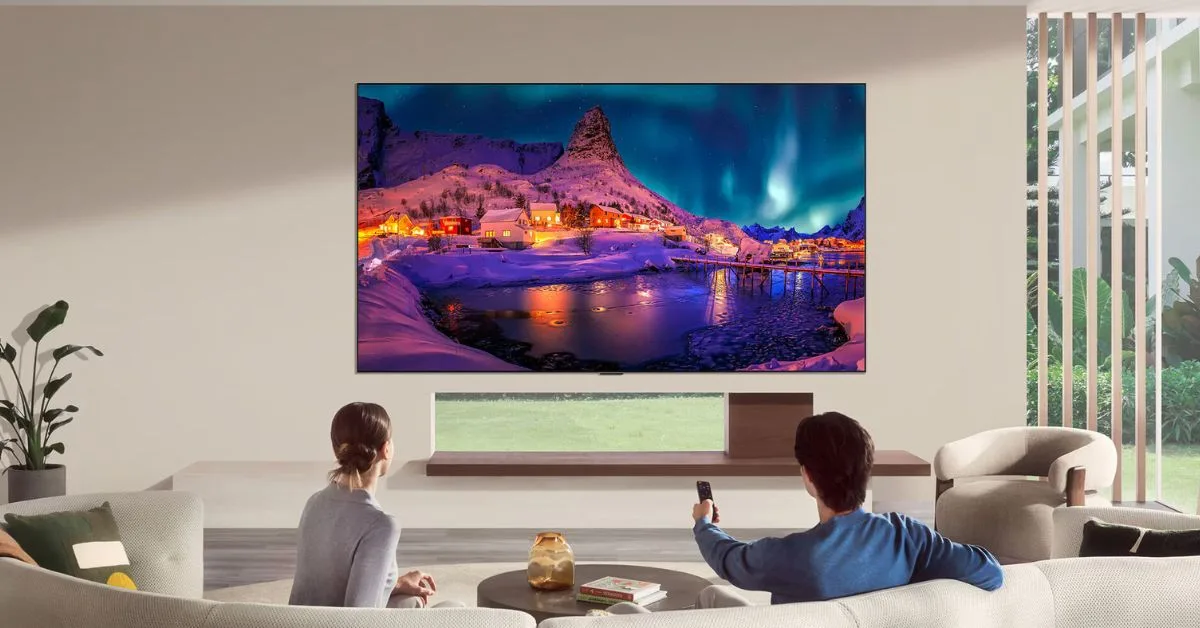 Galaxy Z Fold 8 Wide, prime immagini rivelano il display esteso